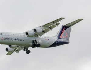 white brussels airlines thumbnail
