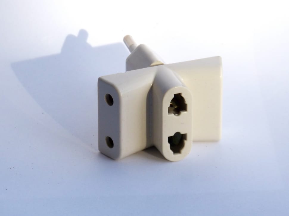 white adapter preview
