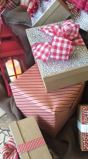 silver and red gift box thumbnail